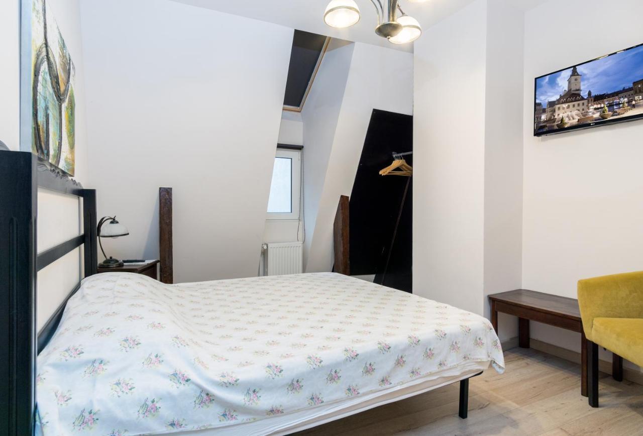 House 54 Hotell Braşov Eksteriør bilde